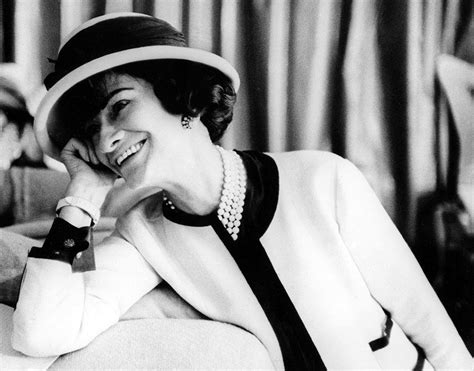 how chanel changed fashion|coco chanel body style.